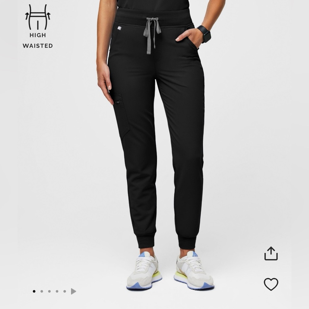 FIGS BLACK HIGH WAISTED ZAMORA JOGGERS